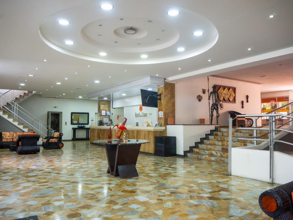 Hotel Del Llano Βιλιαβισένσιο Εξωτερικό φωτογραφία