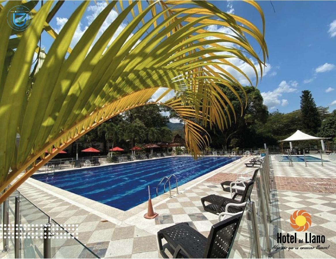 Hotel Del Llano Βιλιαβισένσιο Εξωτερικό φωτογραφία