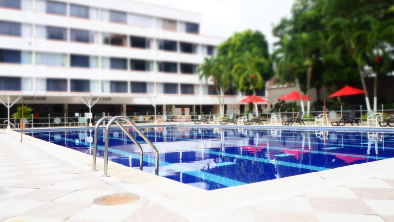 Hotel Del Llano Βιλιαβισένσιο Εξωτερικό φωτογραφία