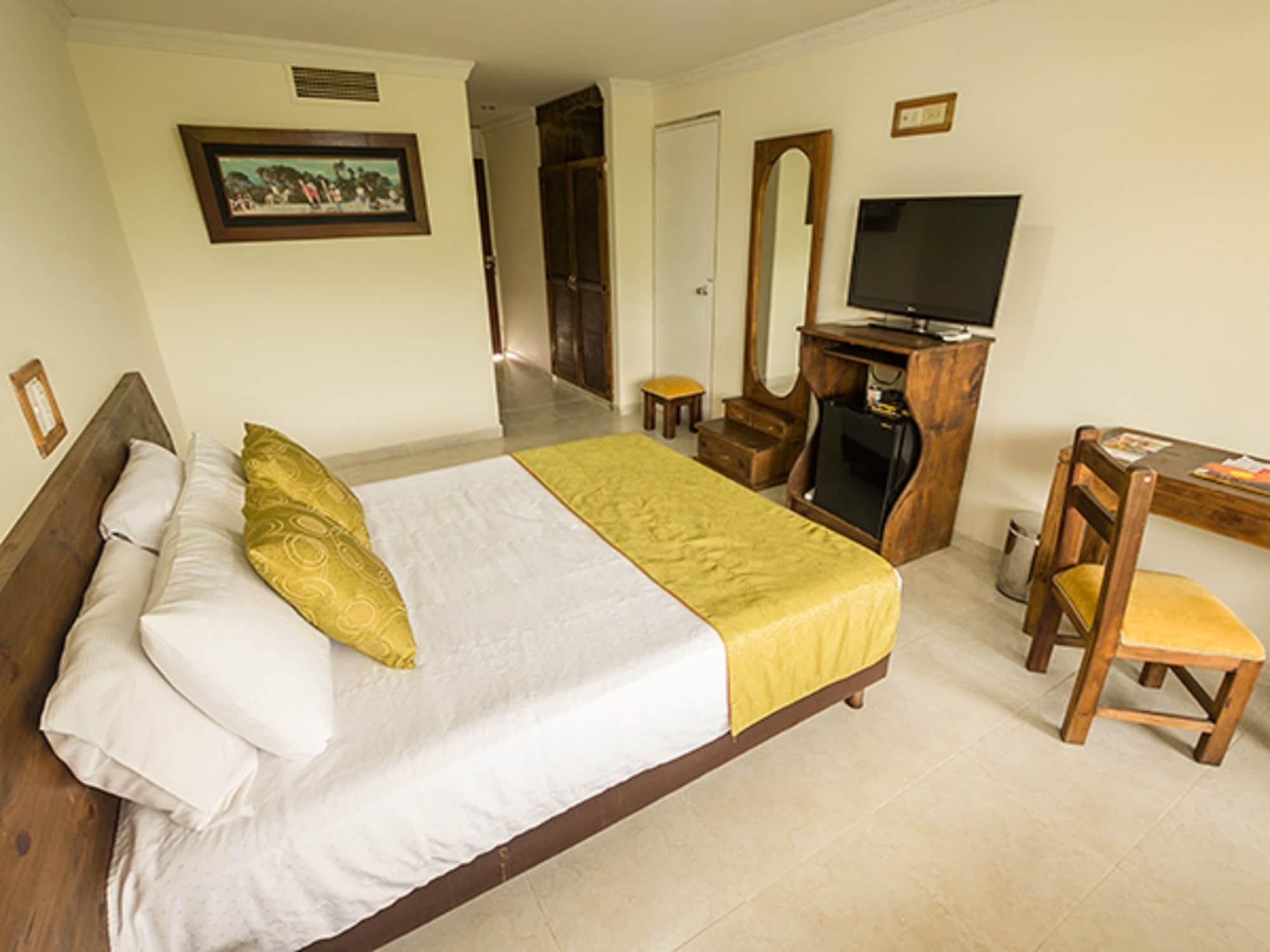 Hotel Del Llano Βιλιαβισένσιο Εξωτερικό φωτογραφία
