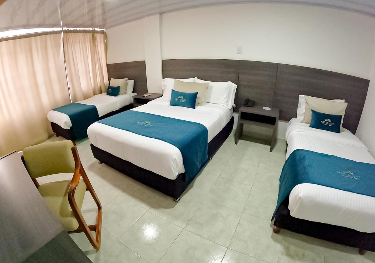 Hotel Del Llano Βιλιαβισένσιο Εξωτερικό φωτογραφία