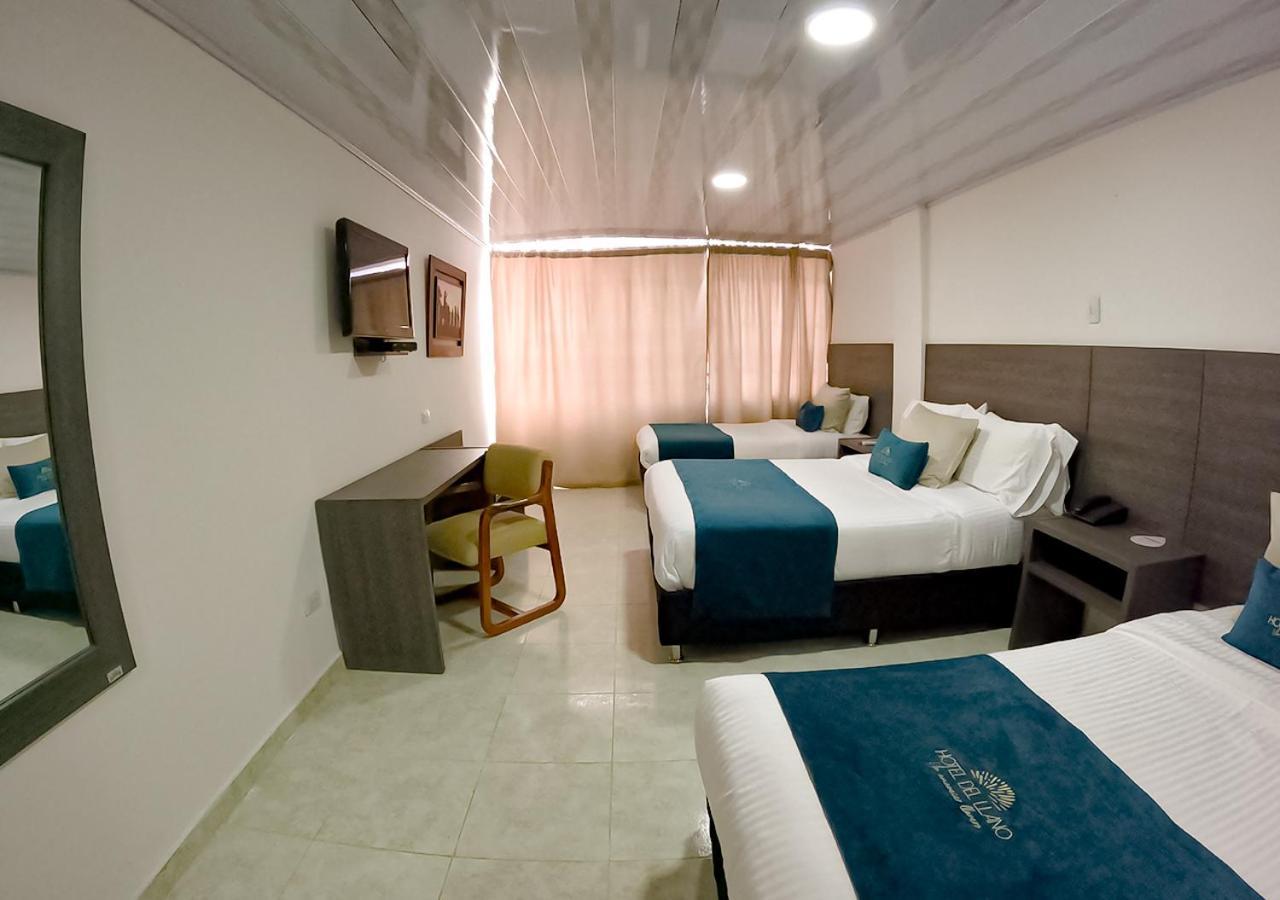 Hotel Del Llano Βιλιαβισένσιο Εξωτερικό φωτογραφία