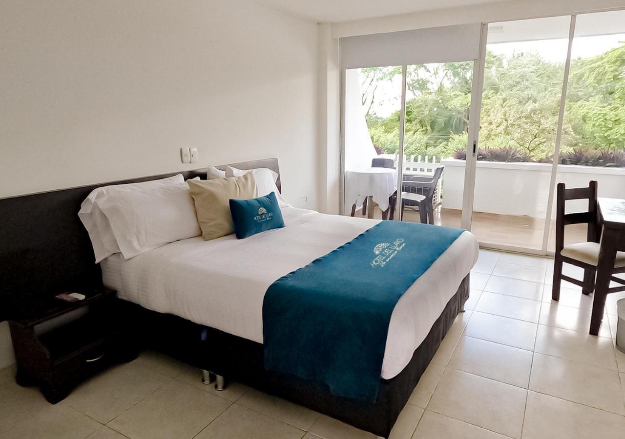 Hotel Del Llano Βιλιαβισένσιο Εξωτερικό φωτογραφία
