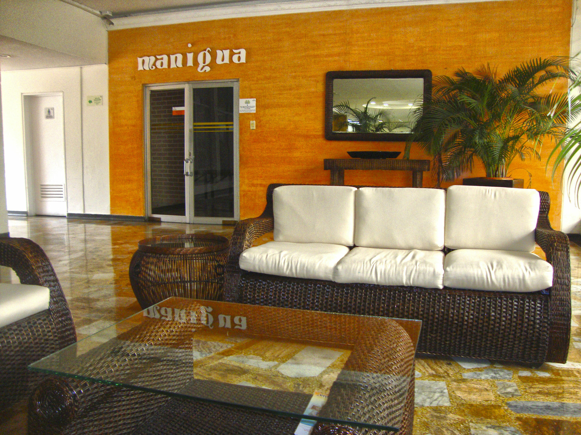 Hotel Del Llano Βιλιαβισένσιο Εξωτερικό φωτογραφία